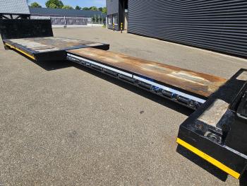 Meusburger MPG 3 / LOW BED / EXTENDABLE / 3 x STEERING AXLE